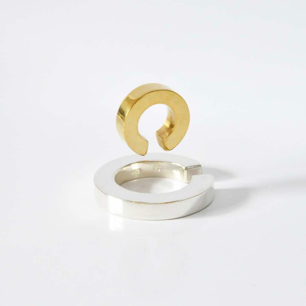 ARO CUFF CORA S  BY CATALINA SALINAS